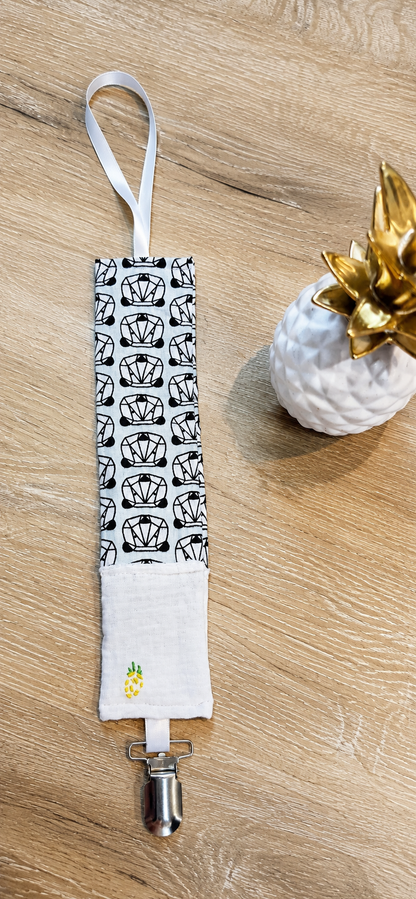Attache-tétine – Origami noir & blanc